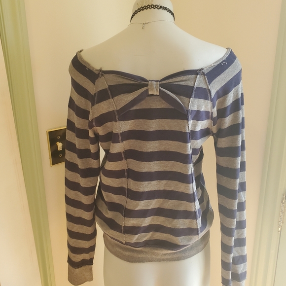 Open Shoulder Striped Sweater Top w Bow - Picture 2 of 5
